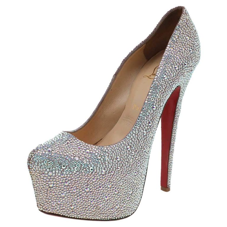 sepatu-christian-louboutin-daffodile-strass-pumps-termahal-yang-mewah
