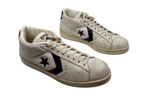 sepatu-converse-all-star-putih-michael-jordan-termahal-yang-pernah-dijual