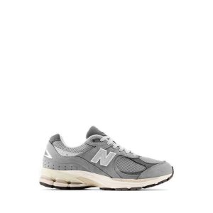sepatu-sneakers-pria-new-balance-2002-warna-abu-abu