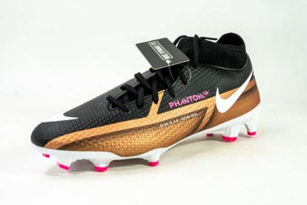 Sepatu Nike Phantom GT2 Academy DF: Pilihan Terbaik untuk Sepak Bola