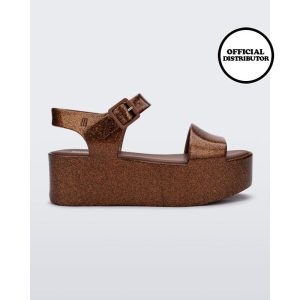 sandal-wanita-melissa-dari-mar-ad-pilihan-nyaman-dan-stylish