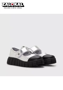 sepatu-achilla-mary-jane-sneakers-perak-yang-menggemaskan