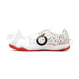 sepatu-ortuseight-catalyst-weave-putih-oranye-untuk-sepak-bola