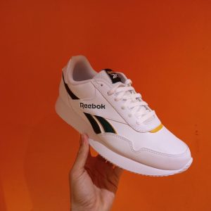 reebok-jogger-lite-pria-sepatu-lifestyle-putih-terbaik