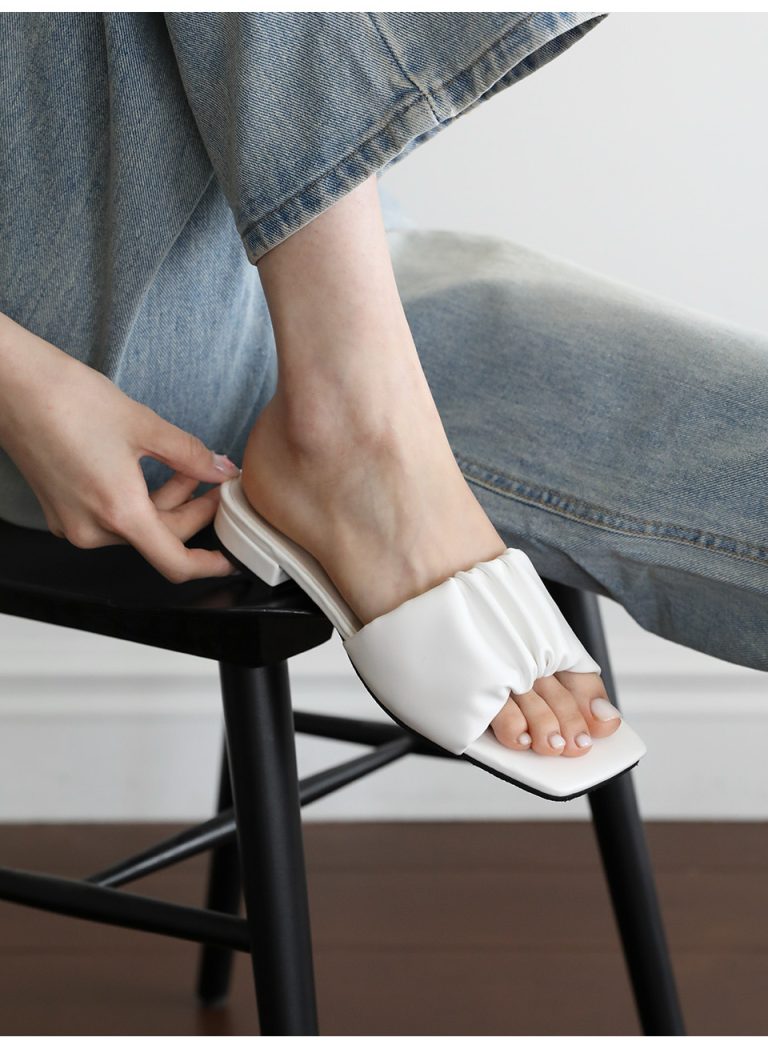 sandal-wanita-sappun-belir-wrinkle-mule-pilihan-elegan-dan-nyaman