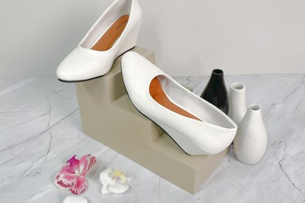 Sepatu High Heels dan Wedges SEIS Vancy: Pilihan Stylish dan Nyaman