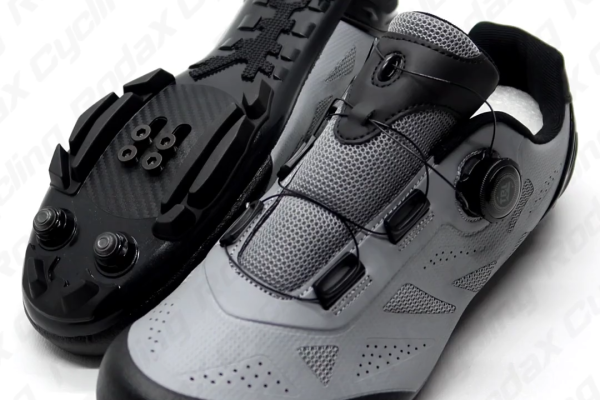 RodaX Ultra Gravel Shoes: Sepatu Serbaguna untuk Penggemar Gravel