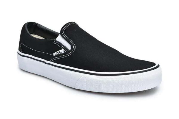 Sepatu Vans Classic Slip-On: Pilihan Terbaik untuk Gaya Santai