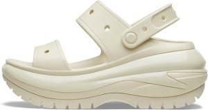 review-sandal-classic-mega-crush-unisex-pilihan-terbaik-dan-nyaman