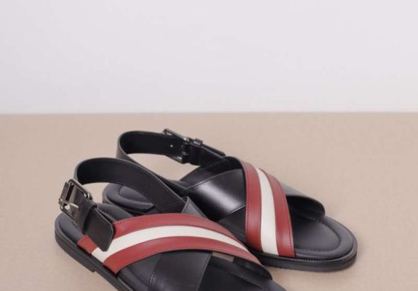 sandal-bally-crossover-pilihan-stylish-dan-nyaman-untuk-sehari-hari