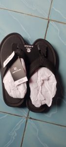 sandal-jepit-pria-rip-curl-chiba-thong-hitam-untuk-gaya-santai