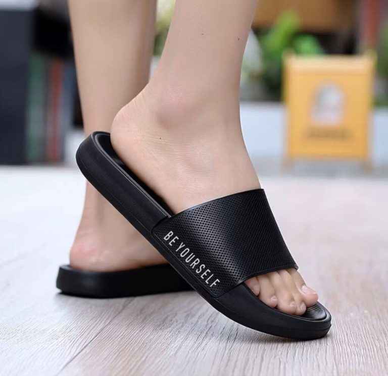 sandal-wanita-sophie-black-6916741-desain-elegan-dan-nyaman