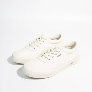 sepatu-patrobas-basic-off-white-sneakers-kasual-serbaguna