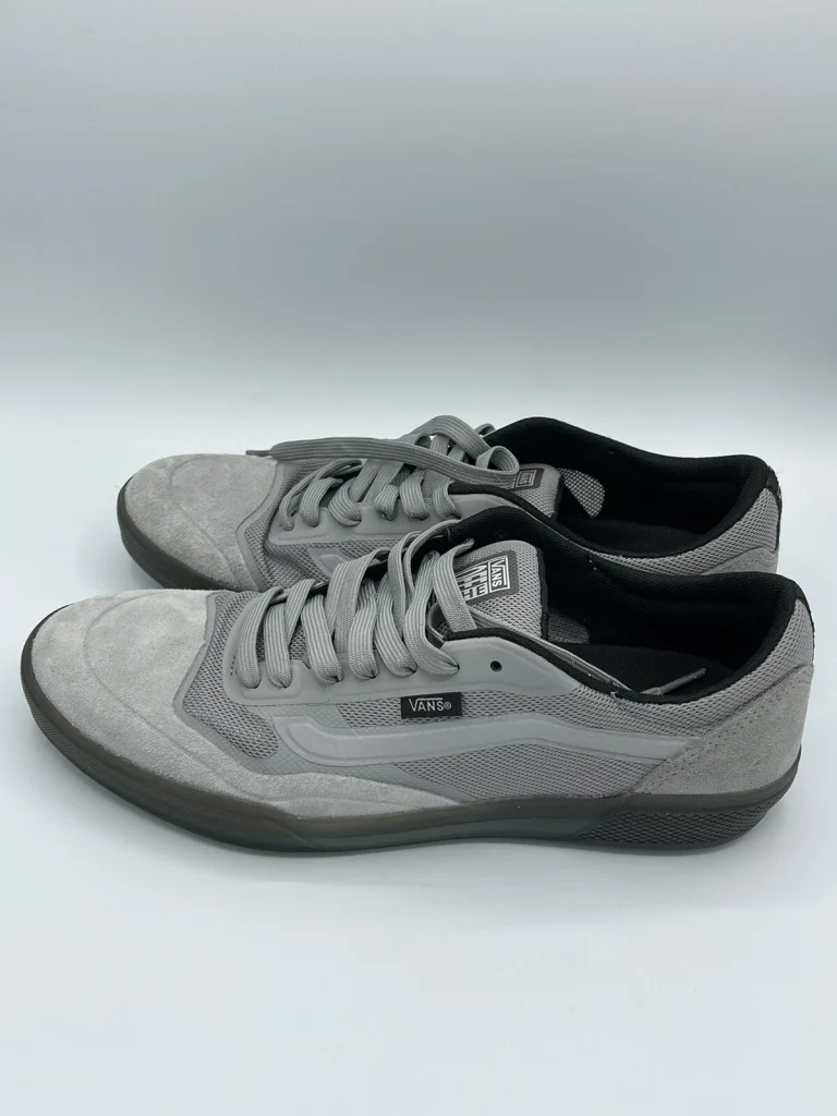 sepatu-vans-skate-authentic-pilihan-terbaik-untuk-penggemar-skateboarding